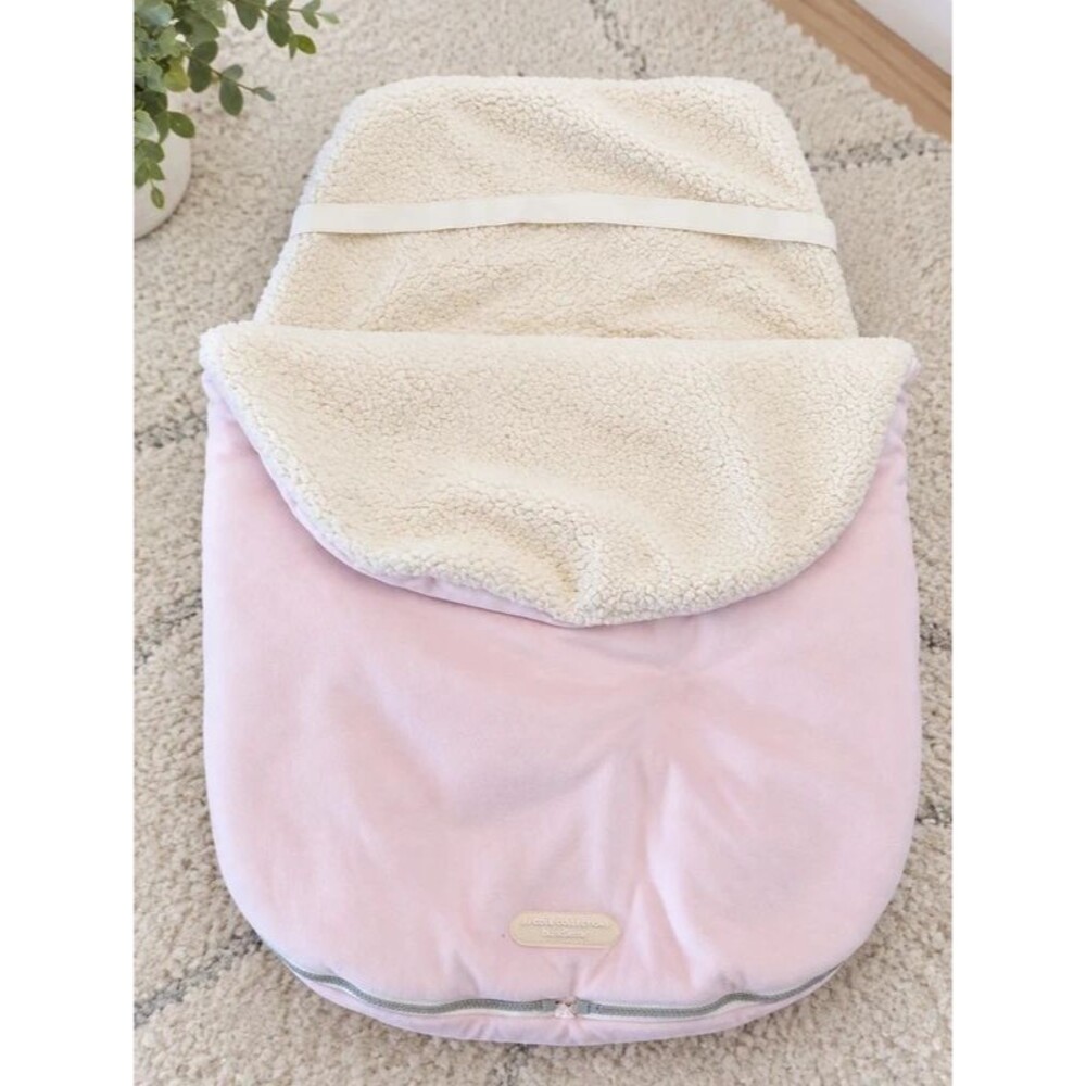 JJ Cole Collections Bundleme Sherpa Plush Car Seat blanket Pink